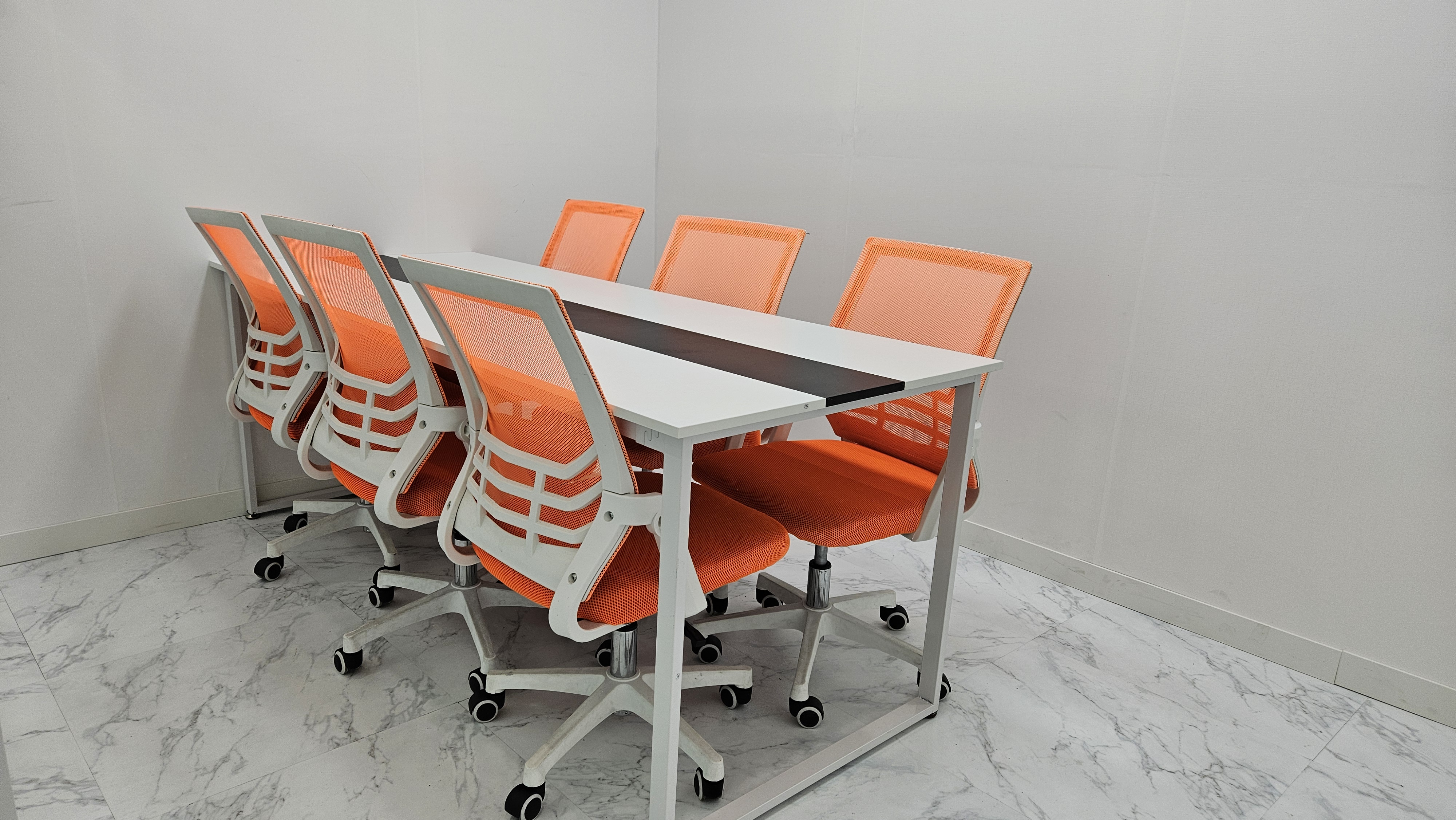 6인실 팀 스터디룸